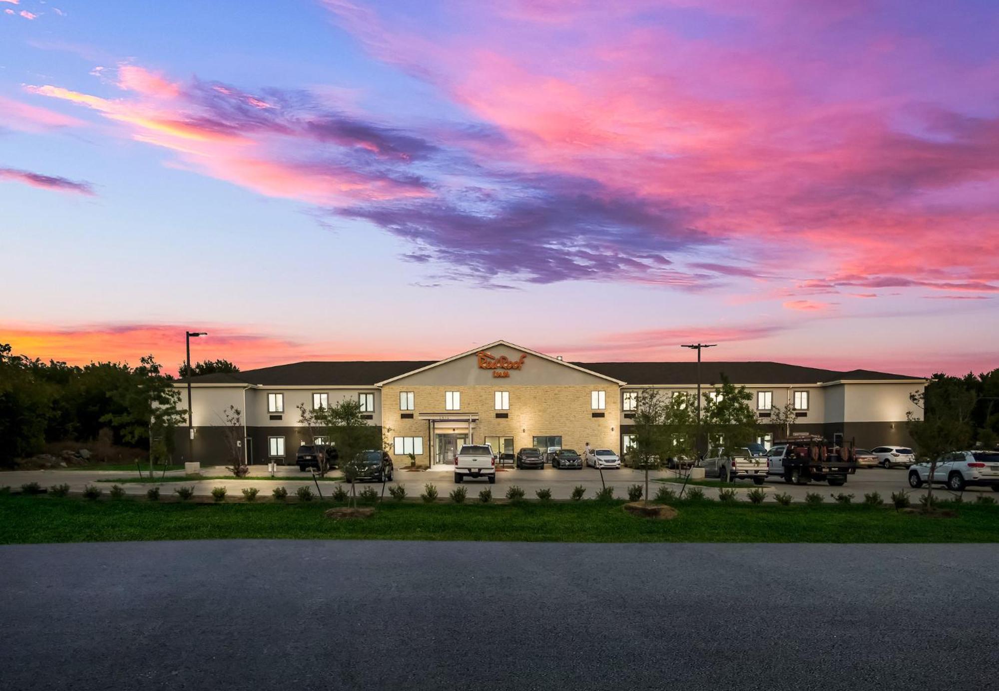 Red Roof Inn Lancaster, Tx Eksteriør billede